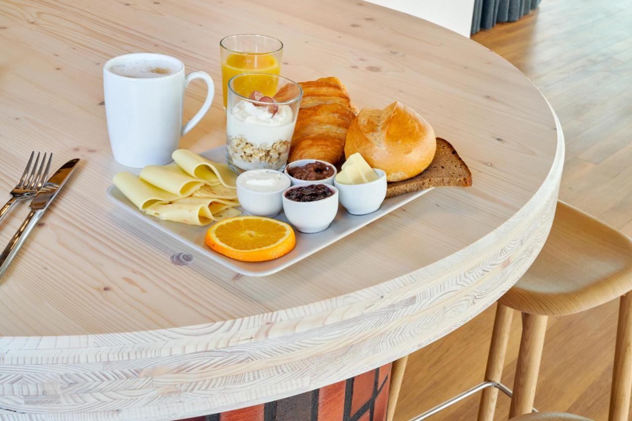 Stayery Bielefeld Hauptbahnhof מראה חיצוני תמונה