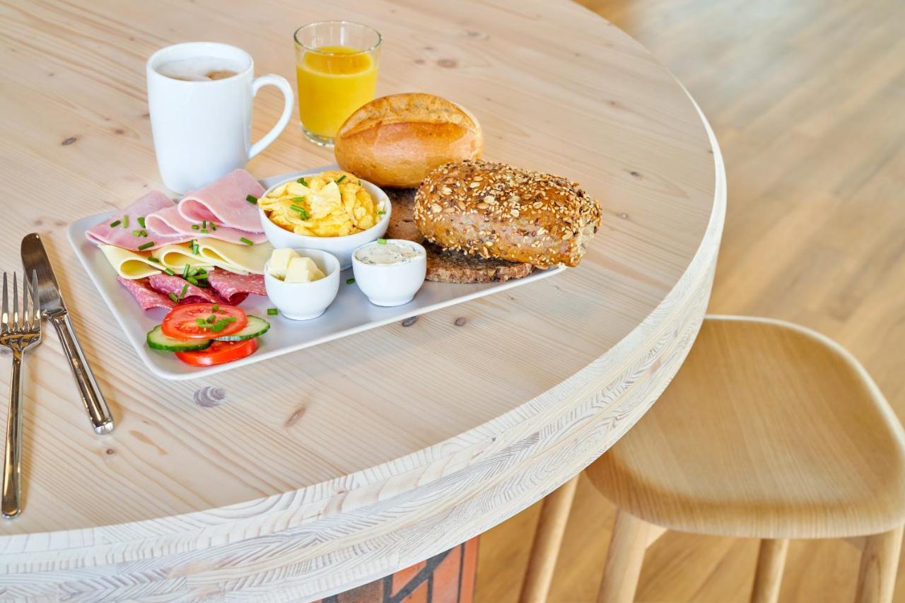Stayery Bielefeld Hauptbahnhof מראה חיצוני תמונה